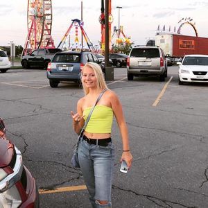 Meet your Posher, Lily